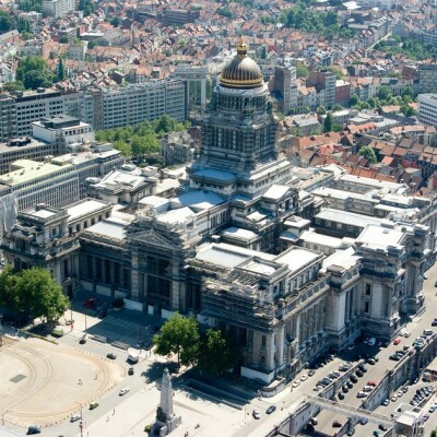 Palais de Justice de Bruxelles : Monument titanesque et mystères cachés