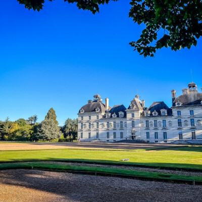 🎬 Le Château de Cheverny — Le vrai visage de Moulinsart ? Pas seulement…