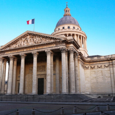 Les secrets oubliés du Panthéon de Paris : tunnels, pendule mystique et voix du passé