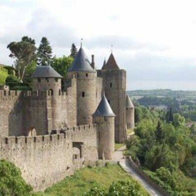 🔰 LE CHÂTEAU DE CARCASSONNE – Le secret de la plus grande cité fortifiée d'Europe !