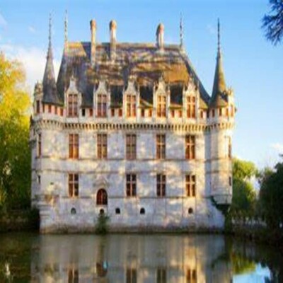 🔮 Château d’Azay-le-Rideau : le joyau flottant de la Renaissance
