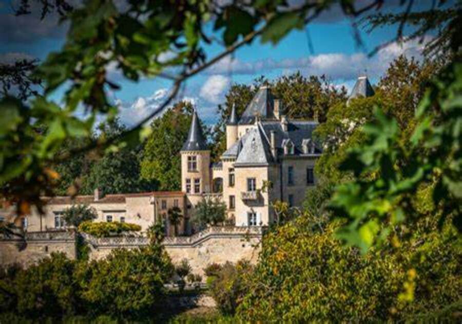 🎥 Le Château de Forsac comme vous ne l'avez jamais vu !