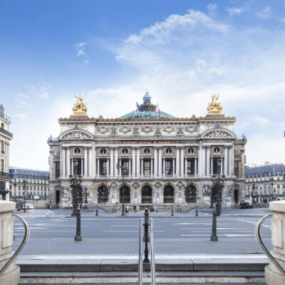 Opéra de Paris : fantômes, lacs souterrains et secrets cachés dans les coulisses